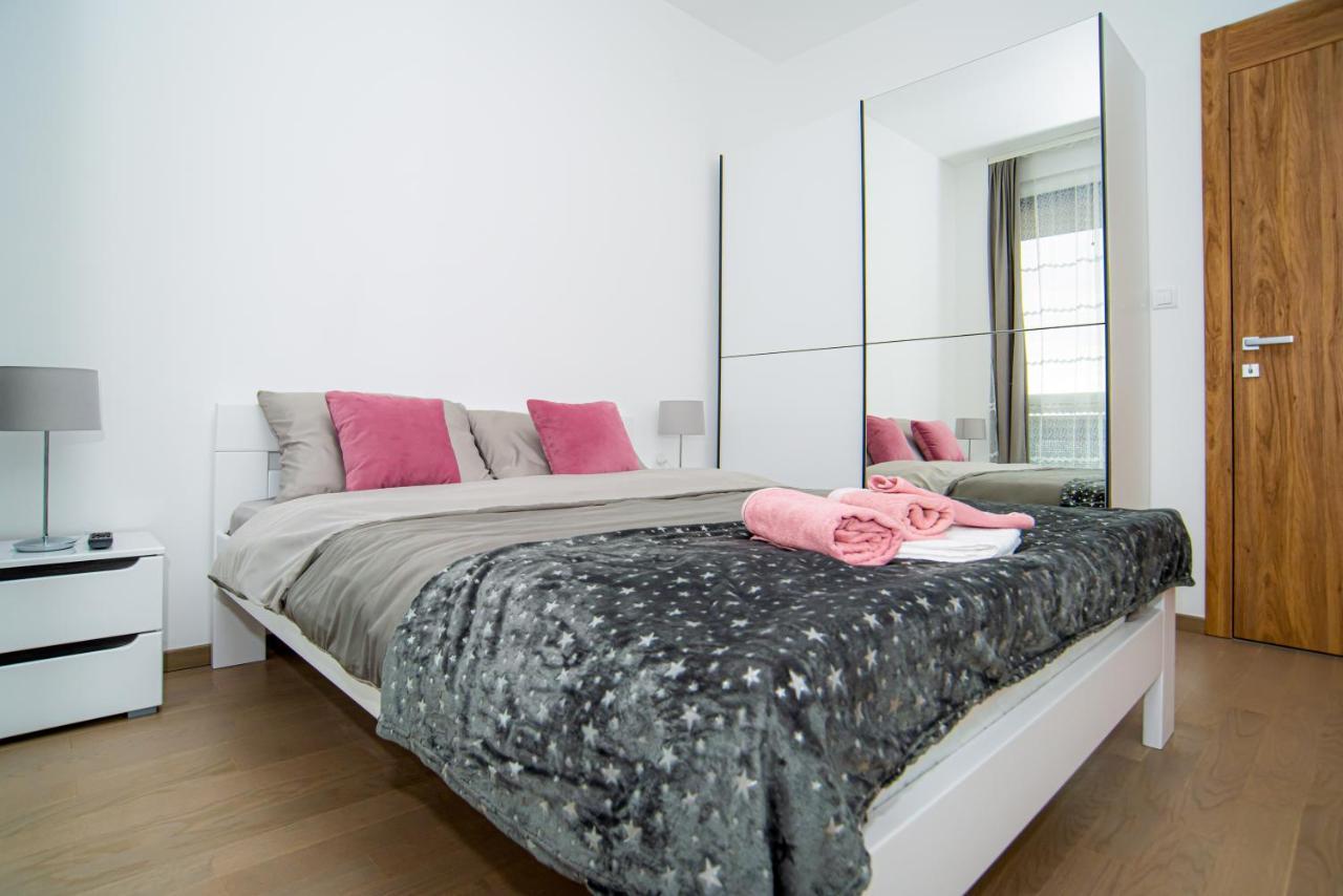 Lust Premium Apartments Kragujevac Ngoại thất bức ảnh