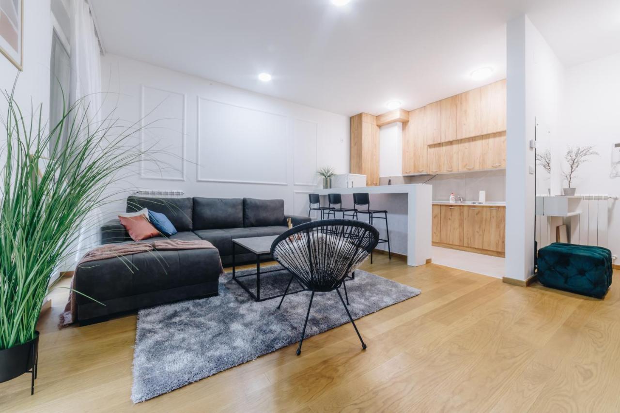 Lust Premium Apartments Kragujevac Ngoại thất bức ảnh
