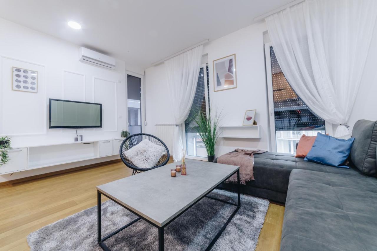 Lust Premium Apartments Kragujevac Ngoại thất bức ảnh